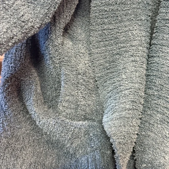 Barefoot Dreams teal Green Cozy Cardigan. - Picture 3 of 5